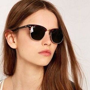 LIKE NEW Ray-Ban Clubmaster Green Lens RB3016 Sunglasses
